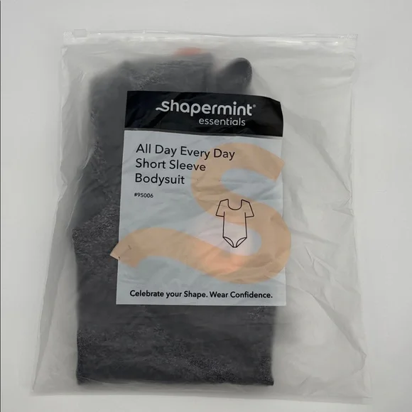 Shapermint Essentials All Day Every Day Short Sleeve Bodysuit in Grey L - Picture 5 of 7